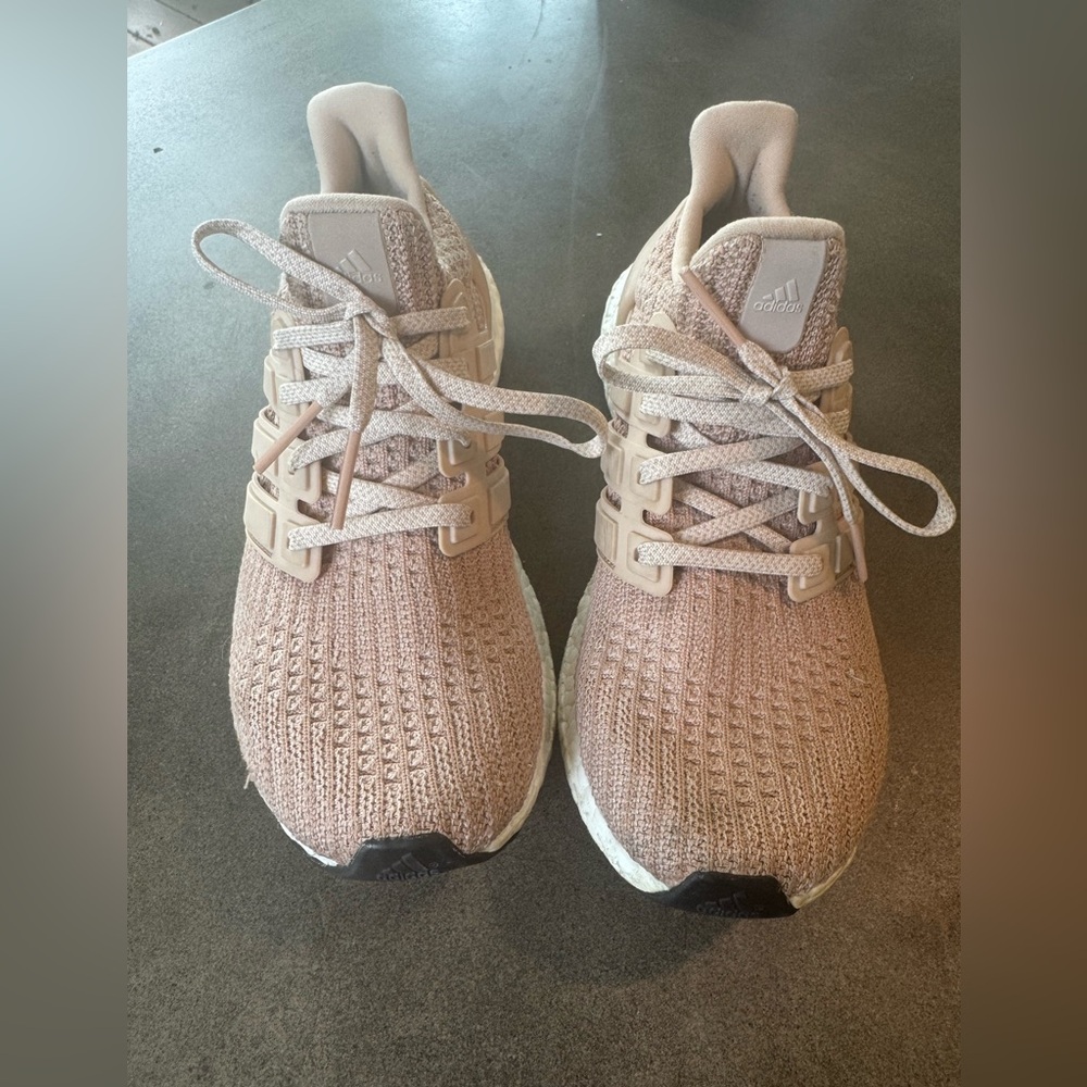 Adidas women’s ultraboost 1.0 shoes in beige size 7 - Picture 4 of 10
